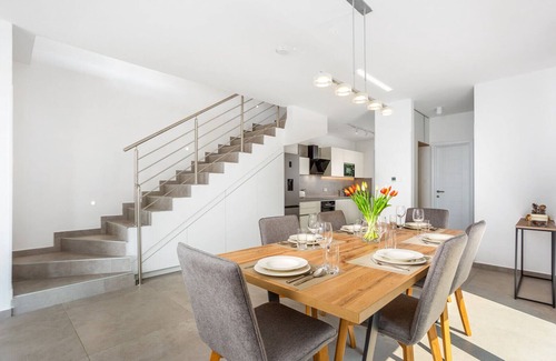 Milcetici Villa | Relaxing Villa VOCO with Private Pool for Memorable Getaways