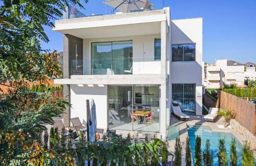 Diputacion de Rincon de San Gines Villa | Villa Las Dalias 1: Oceanfront Retreat with Pool Access