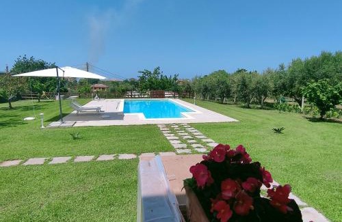 Santa Maria di Castellabate Bed & Breakfast | Villa Lauro B&B: Oceanfront Retreat with Pool & 9.4 Rating