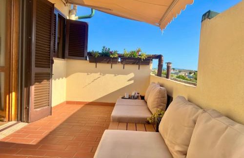 Fiorino Bed & Breakfast | Relax at Villa Lavinia B&B with Ocean View and Pool