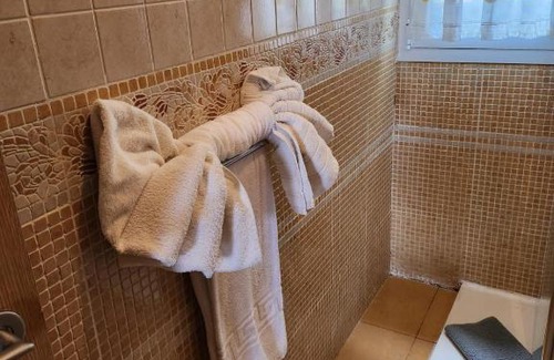 Arucas Villa | Pet-Friendly Villa Layo Bella Vista Peñones with Pool
