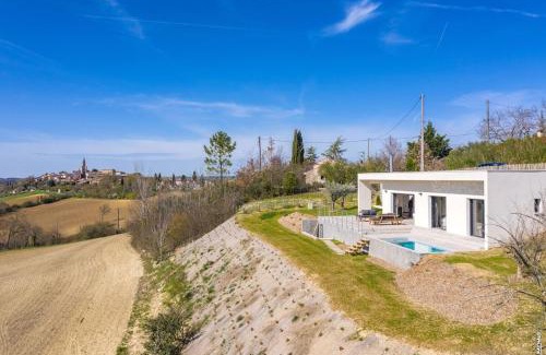 Salvagnac Villa | Elegant Villa Le Belvedere with Pool & Ocean View in Gaillac