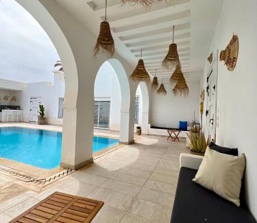 Mezraia Villa | Villa Sans Vis à Vis: Oceanfront Getaway with Pool