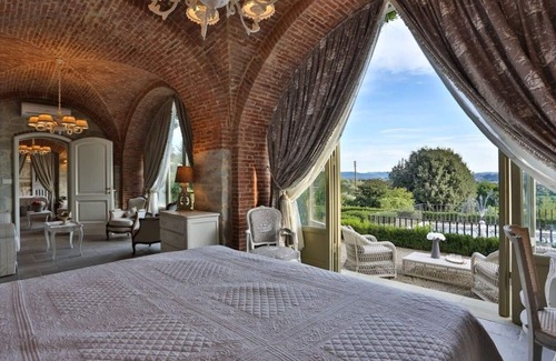 Careggi Rifredi Hotel | Villa Le Fontanelle: 4-Star Retreat with Spa & Pool
