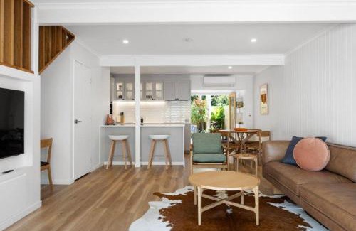 Sunshine Beach Apartment | Pet-Friendly Retreat at Villa Le Miramar with Pool Access