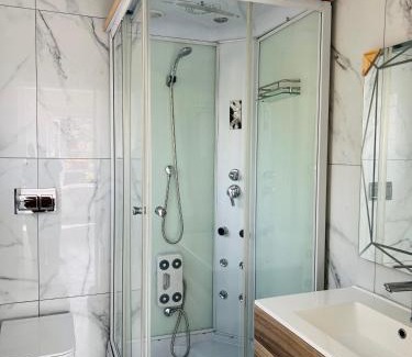 La Lucia Apartment | Family-Friendly Villa Le Rosa Unit 1 with Pool & Hot Tub