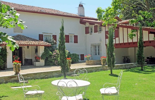 Behobie House | Villa LES CYPRÈS - Villa with pool, Urrugne