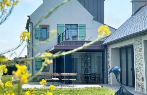 Guimaec House | Villa Les Embruns sea view Beg Ar Fry 10 people