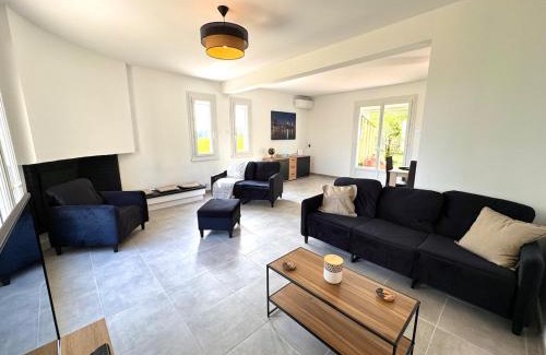 Castelnaudary House | Villa Les Lilas - Spacieuse et lumineuse, jardin