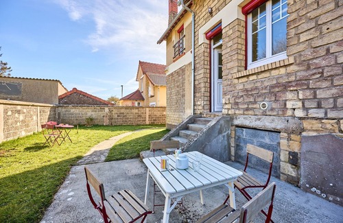 Bernieres-sur-Mer House | Villa Les Mouettes - A 50 m de la plage