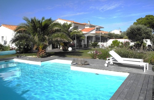 Angoulins Villa | Villa "les pieds dans l'eau" La Rochelle south for 10 people