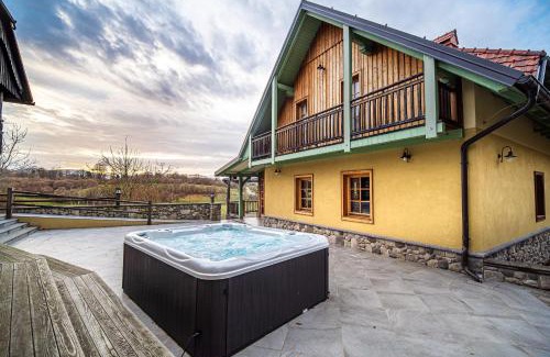 Zejno Villa | Relax at Villa Les with Hot Tub & Sauna - Rated 9.5/10