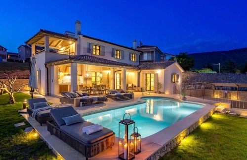 Cres Villa | Villa Leucolea: Family-Friendly Retreat with Private Pool