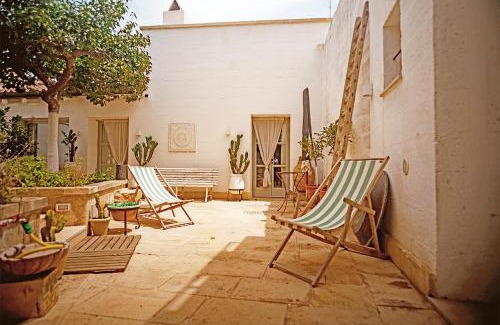 Ortelle House | Villa Li Curti con piscina in comune, un'oasi in paese!
