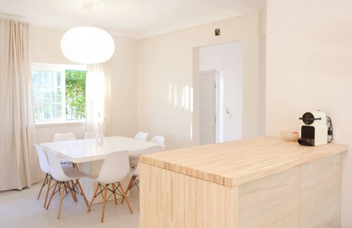 Charneca de Caparica e Sobreda Villa | Villa Libra: Your Costa Caparica Oasis with Pool & Golf Access