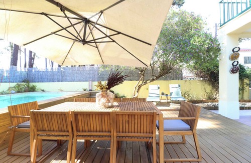 Charneca de Caparica e Sobreda Villa | Villa Libra: Your Costa Caparica Oasis with Pool & Golf Access