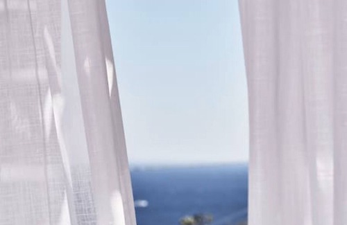 Elia Villa | Villa Licata - Beachside Retreat with Ocean Views & Kitchen