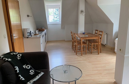 Friedrichroda Apartment | Villa Liebetrau: Premier Residence with Pool & Spa