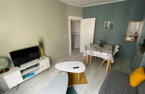 Mers-les-Bains Apartment | Villa Liliane: Family-Friendly 55m2 Retreat with High Ratings