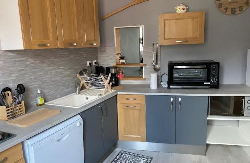 Mers-les-Bains Apartment | Villa Liliane: Family-Friendly 55m2 Retreat with High Ratings