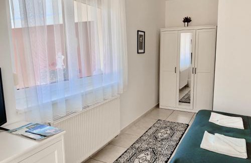Keszthely House | Villa Lillybeth Garden Rooms: Guest Rated 9.8, Family-Friendly
