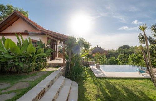 Uluwatu Villa | Idyllic Villa Limasan Uluwatu with Oceanfront Pool & Spa