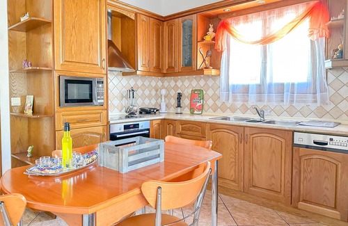Termenades House | Relax at Villa Limoncello with Pool and Family Amenities