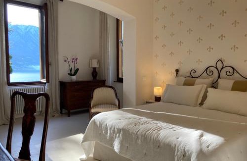 Tremezzo Bed & Breakfast | Pet-Friendly Villa Lina with Ocean View & Hot Tub - 4 Star