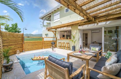 Le Diamant Villa | Villa Linay: Modern Comfort with Heated Pool & Netflix Access