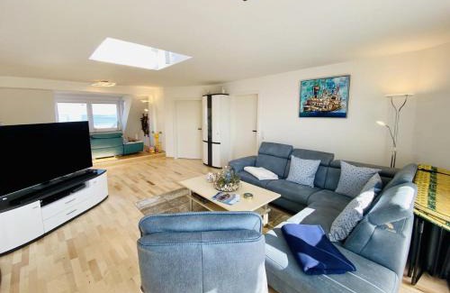 Warnemuende Apartment | Villa Lipsia/Seeblick: Oceanfront Family Getaway Awaits