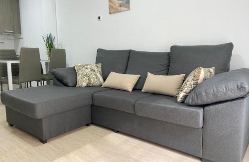 Aguadulce Apartment | Villa Liverpool 1: Oceanfront Retreat with Pool & Kids Play