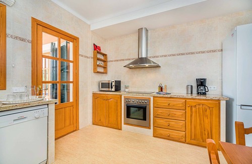 Campanet Villa | Villa Lluna Nova: Family-Friendly Retreat with Pool