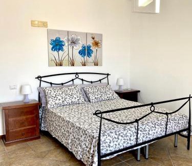 Ascea House | Discover Villa Lo Scoglio: Pet-Friendly & Family Approved
