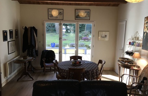 Noirmoutier-en-l'Ile House | Relaxing Villa Near Beaches with Pool & Family Amenities