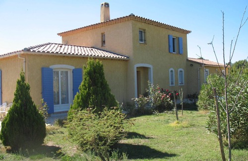 Flayosc Villa | Villa located 35mn from the sea(Fréjus,Ste Maxime) gorges du Verdon(lac SteCroix)