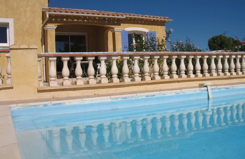 Flayosc Villa | Villa located 35mn from the sea(Fréjus,Ste Maxime) gorges du Verdon(lac SteCroix)