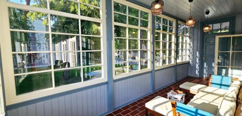 Juodkrante Apartment | Villa Loebel - Guest Rated 9.8, Family-Friendly Retreat