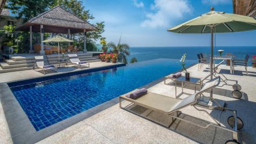 Ban Nakhale Villa | Experience Luxury at Villa Lomchoy with Oceanfront Views