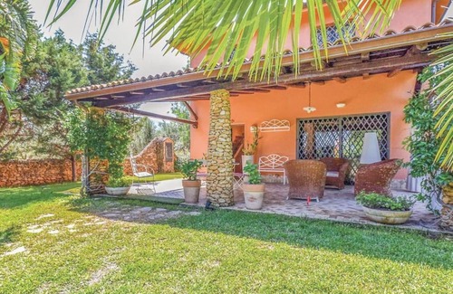 Villa Grazia di Carini Villa | Villa Lorella - Relax by the Pool in a Pet-Friendly Retreat