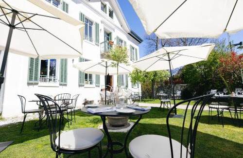 Barcelonnette Hotel | Villa Lorenzo: Pet-Friendly Retreat with Top-Rated Dining