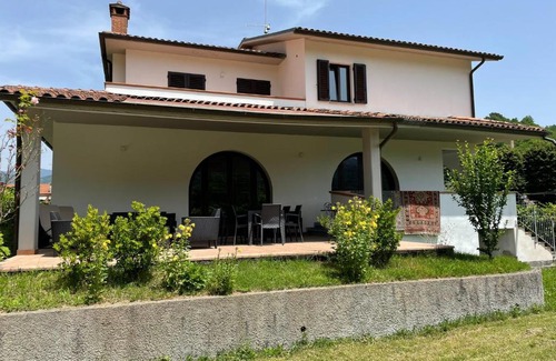 Fornaci di Barga Villa | Villa Lori: Pet-Friendly Retreat with Hot Tub & 9.5/10 Rating