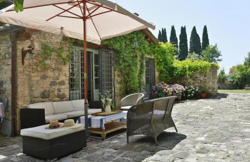 Argiano Villa | Discover Villa Lorian: A 4-Star Family-Friendly Retreat