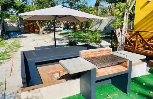 Isla Aguada Apartment | Relax at Villa los Alfredos: Pet-Friendly & Pool Access