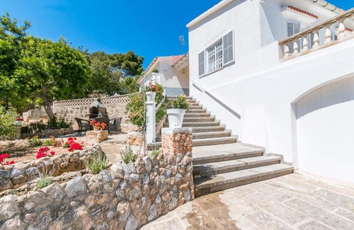 Les Meravelles Villa | Oceanfront Retreat at Villa los Brezos - 4-Star Comfort