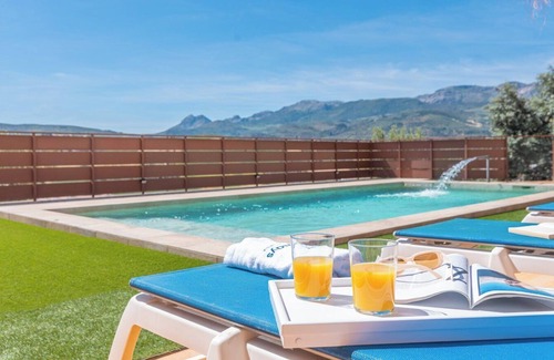 Riogordo Villa | Experience Villa Los Ruedos Riogordo with Private Pool & Spa