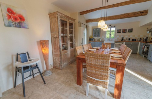 Tourtour Villa | Beautiful Villa with Heated Infinity Pool & Panoramic View