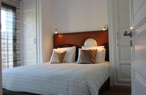 Issen Villa | Villa Louisa: Private Pool Oasis with Ocean View and Spa