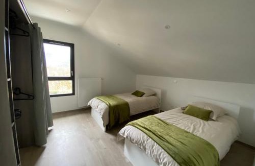 Mercury House | Villa Lounge: Family-Friendly Getaway Rated 9.5/10