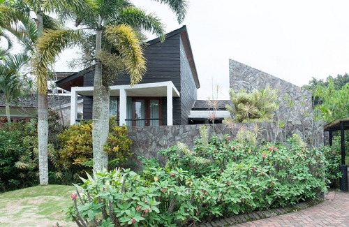 Oro Oro Ombo House | Villa Lovender: A Hidden Gem at Klub Bunga