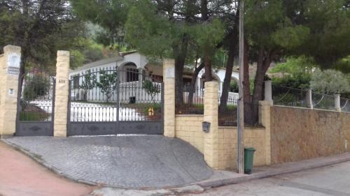 Pinos de Alhaurin House | Explore Villa Lucía: Top-Rated Stay with Inviting Pool